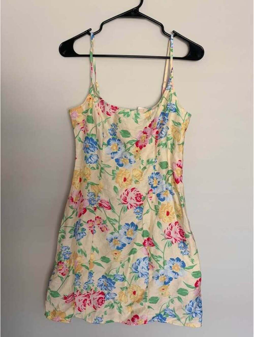 Women’s Dress Size 6 with tags